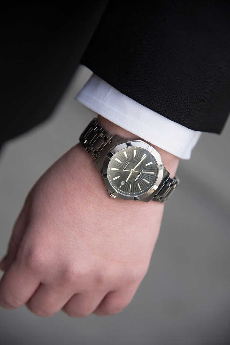 Time-Warping Watch